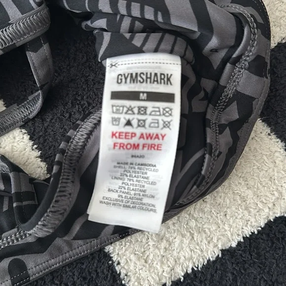 Gymshark Strappy Sports Bra - Picture 3 of 4